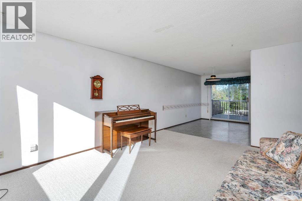 5628 55 Avenue, Rocky Mountain House, Alberta  T0M 1T4 - Photo 12 - A2262714