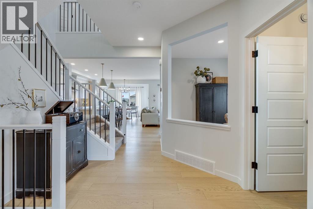 168 Knight Avenue, Crossfield, Alberta  T0M 0S0 - Photo 5 - A2255026