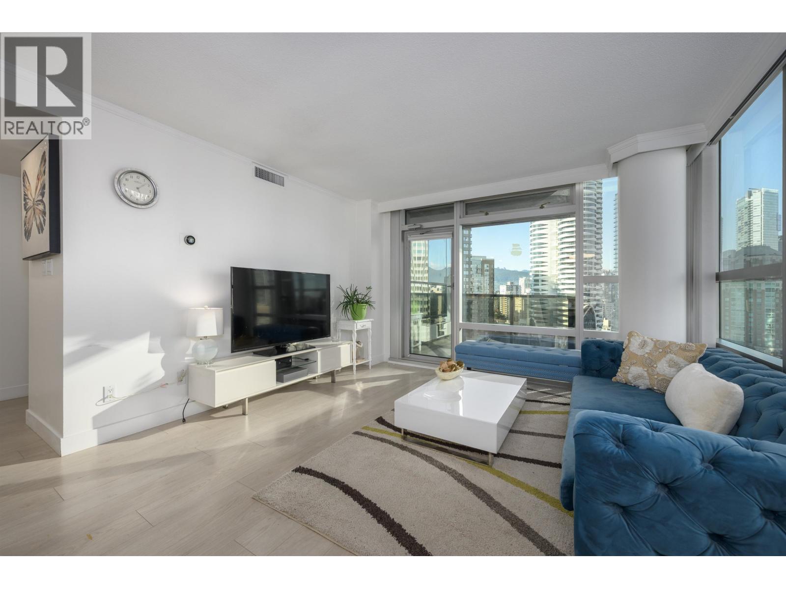 2005 1050 Burrard Street, Vancouver, British Columbia  V6Z 2R9 - Photo 8 - R3064245