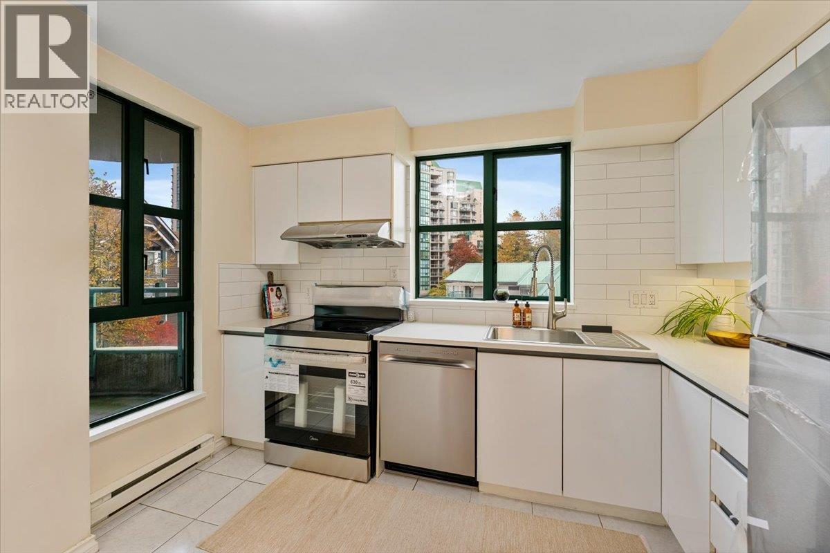 506 3071 Glen Drive, Coquitlam, British Columbia  V3B 2P8 - Photo 17 - R3064254