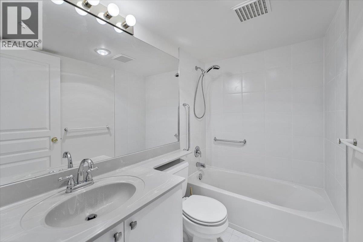 506 3071 Glen Drive, Coquitlam, British Columbia  V3B 2P8 - Photo 29 - R3064254