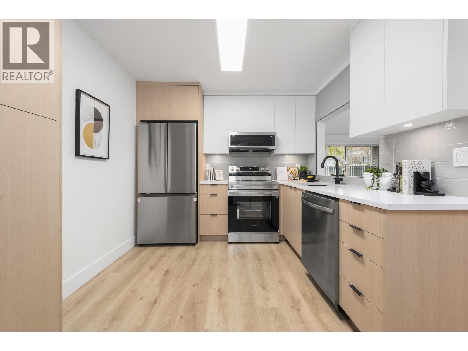 111 5350 Victory Street, Burnaby, British Columbia  V5J 1T1 - Photo 10 - R3064228