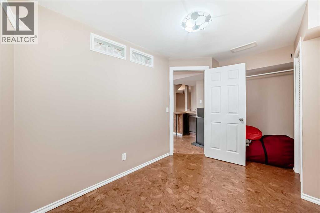 238 Bridleridge Way Sw, Calgary, Alberta  T2Y 4M6 - Photo 41 - A2266444