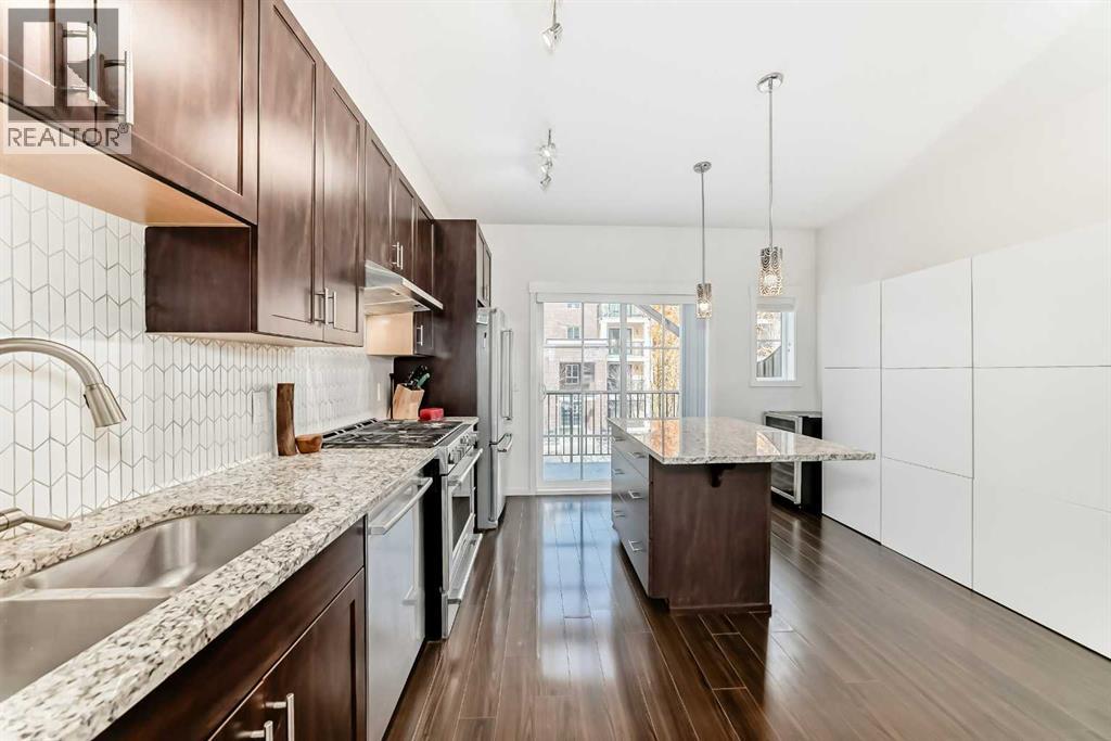 227 Copperpond Common Se, Calgary, Alberta  T2Z 1G5 - Photo 9 - A2266462