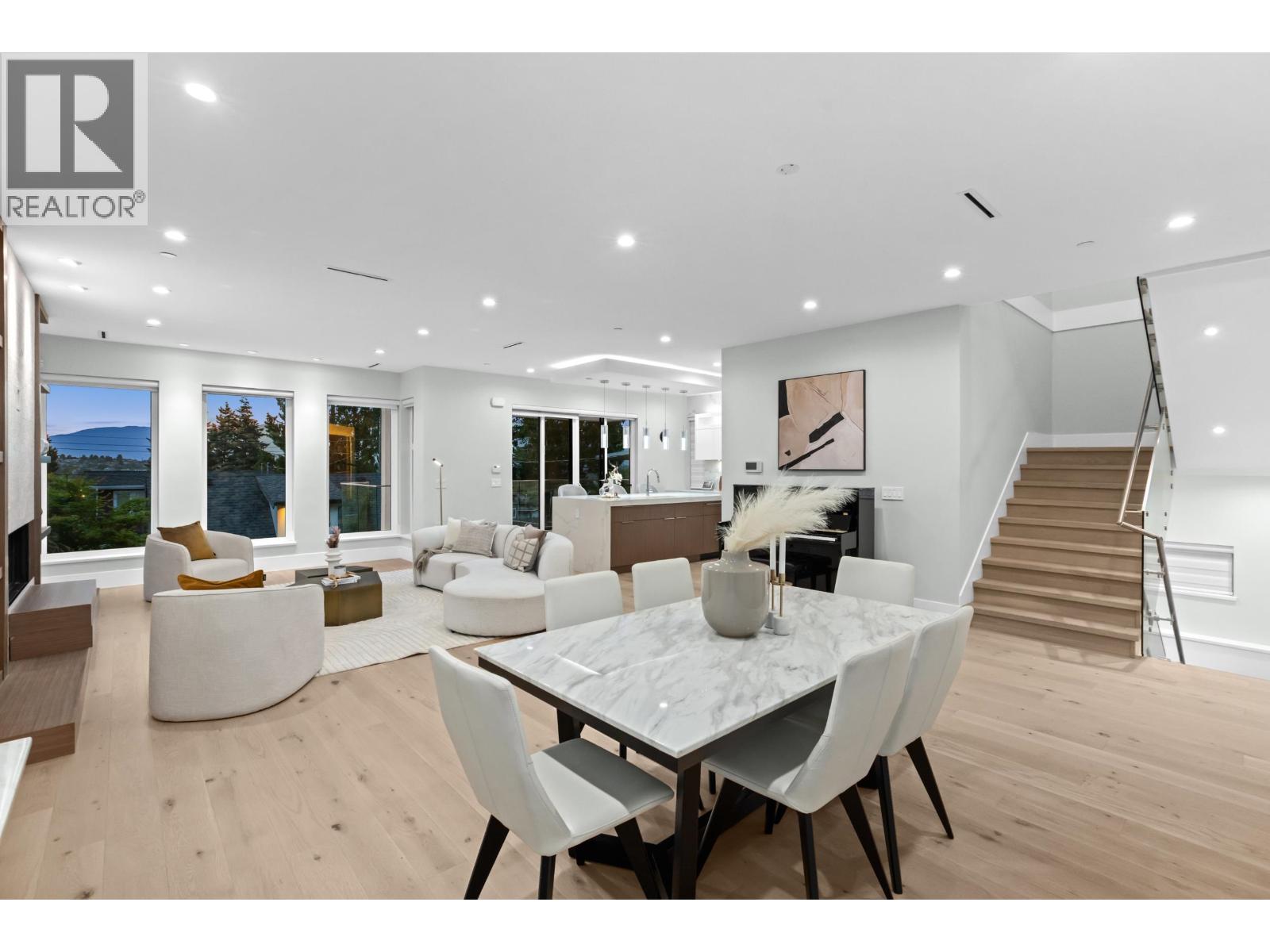 3279 Vimy Crescent, Vancouver, British Columbia V5M 4B5 - Photo 1 - R3064263