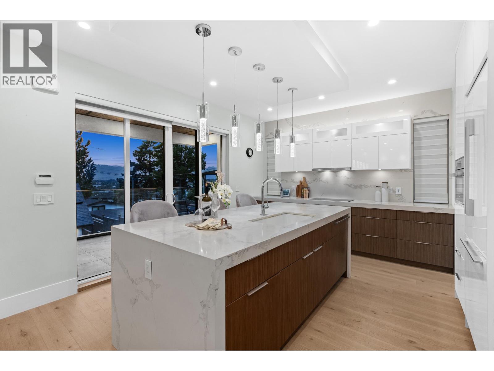 3279 Vimy Crescent, Vancouver, British Columbia V5M 4B5 - Photo 10 - R3064263