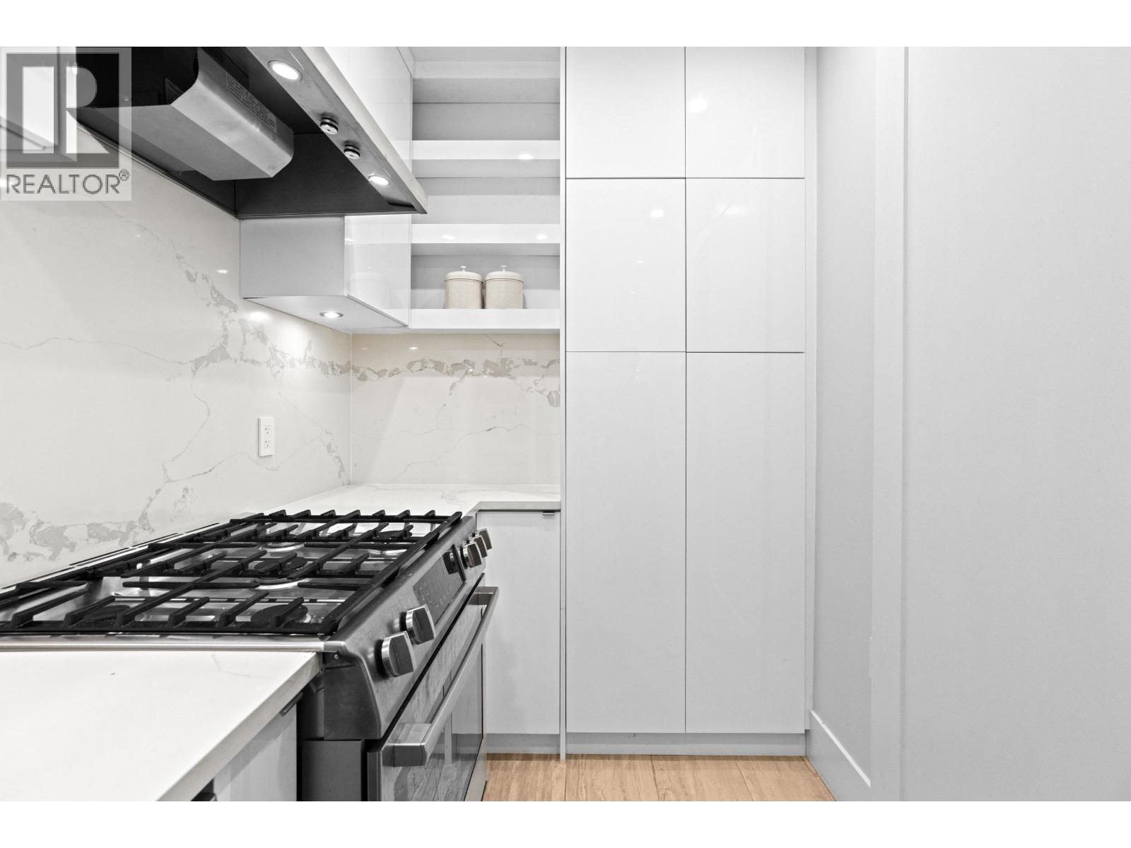 3279 Vimy Crescent, Vancouver, British Columbia V5M 4B5 - Photo 13 - R3064263