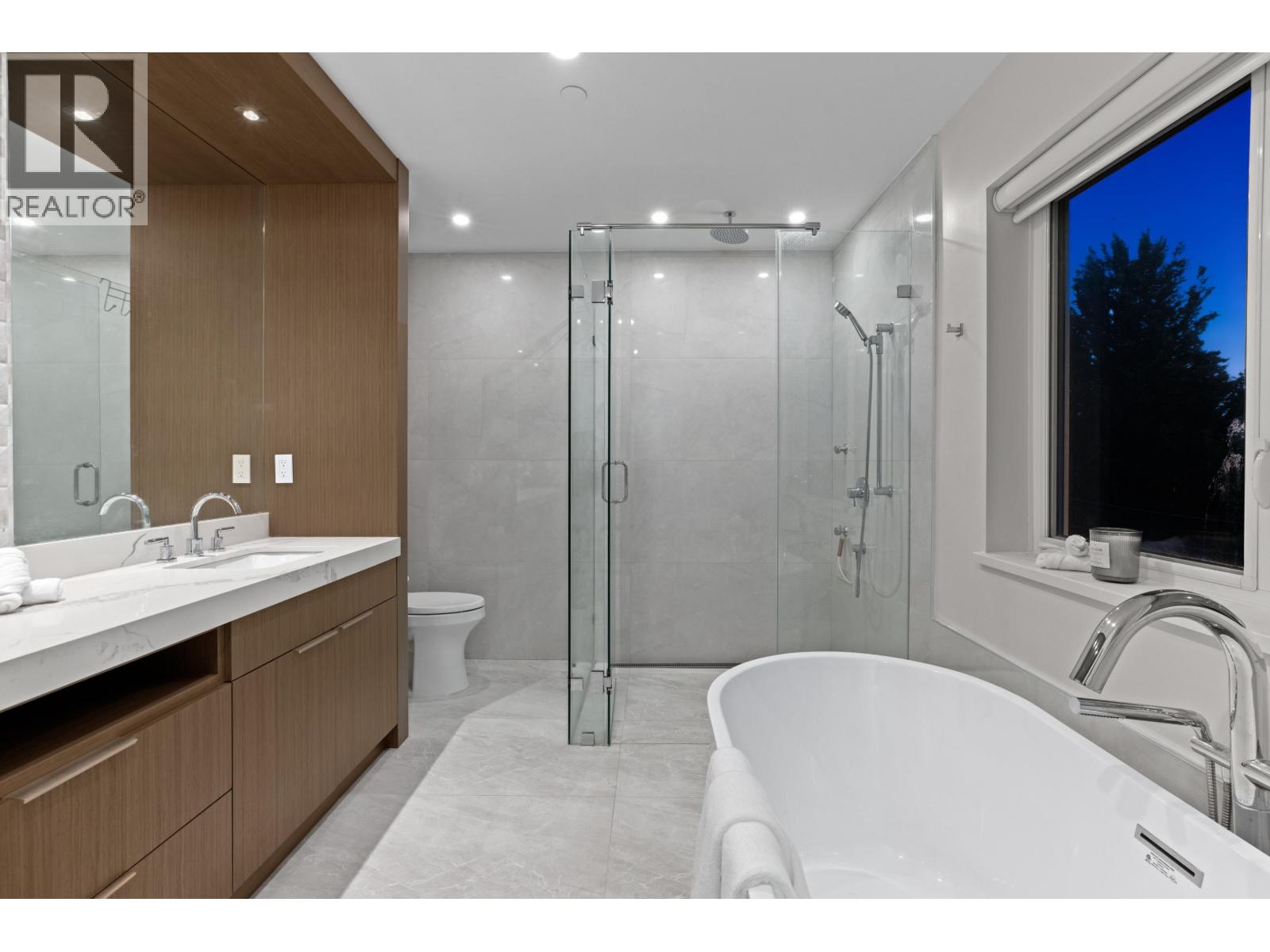 3279 Vimy Crescent, Vancouver, British Columbia V5M 4B5 - Photo 24 - R3064263