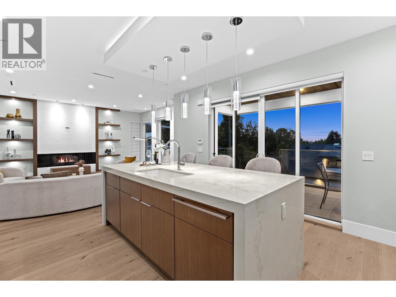 3279 Vimy Crescent, Vancouver, British Columbia V5M 4B5 - Photo 8 - R3064263