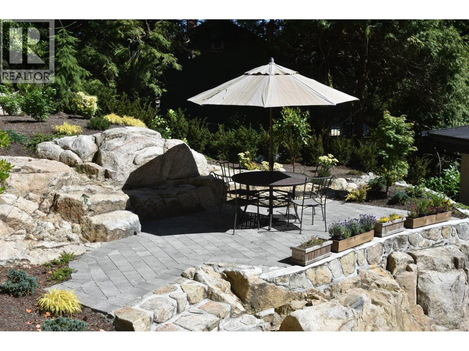 4841 The Dale, West Vancouver, British Columbia  V7W 1K2 - Photo 38 - R3064288