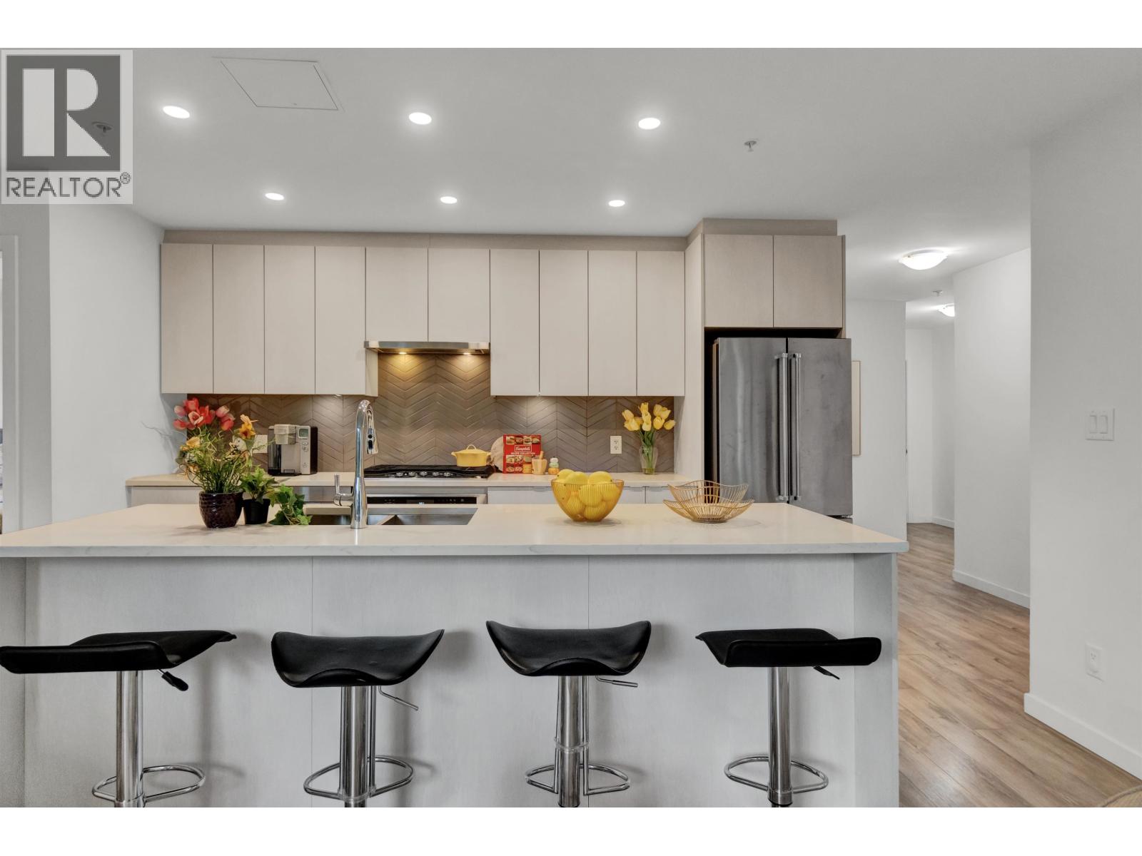 108 717 Breslay Street, Coquitlam, British Columbia  V3J 0J3 - Photo 11 - R3055655