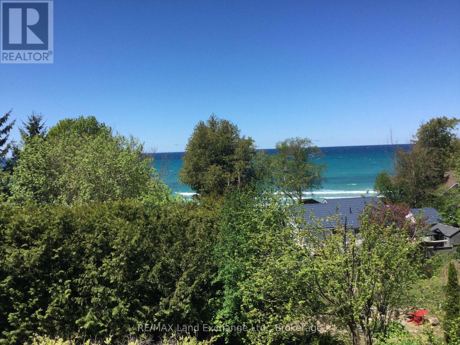 222 Penetangore Row, Kincardine, Ontario  N2Z 2P6 - Photo 33 - X12153013