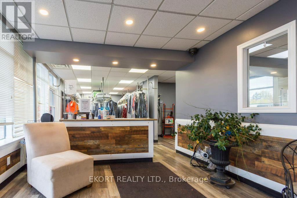 112 College Street W, Belleville, Ontario  K8P 2G5 - Photo 18 - X12505350