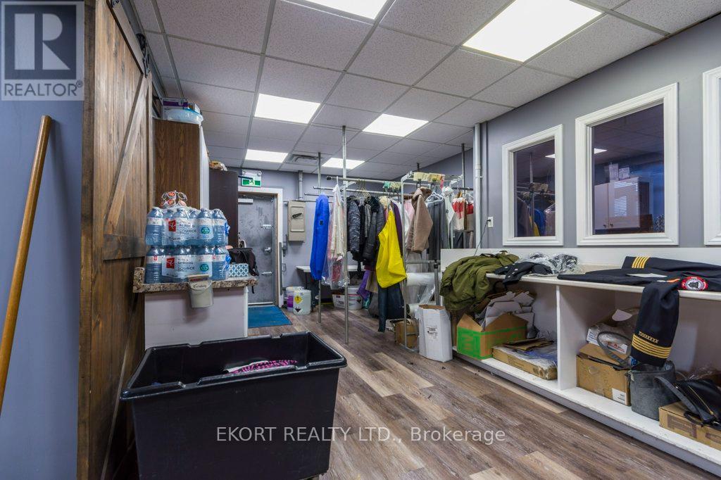 112 College Street W, Belleville, Ontario  K8P 2G5 - Photo 21 - X12505350