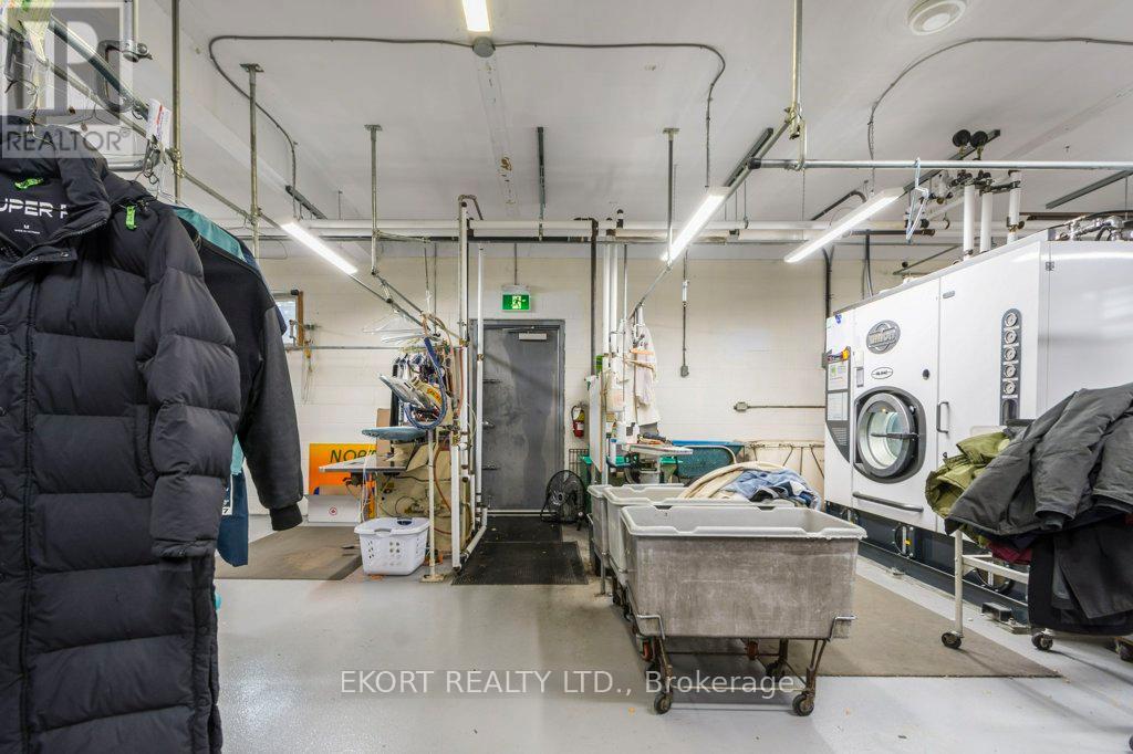 112 College Street W, Belleville, Ontario  K8P 2G5 - Photo 5 - X12505350