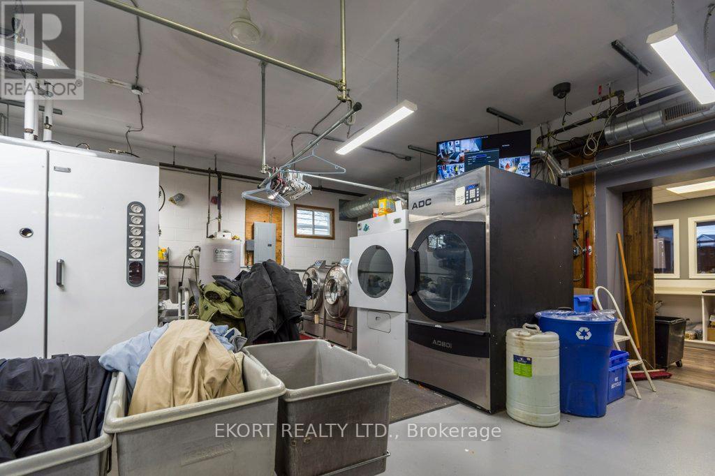 112 College Street W, Belleville, Ontario  K8P 2G5 - Photo 7 - X12505350