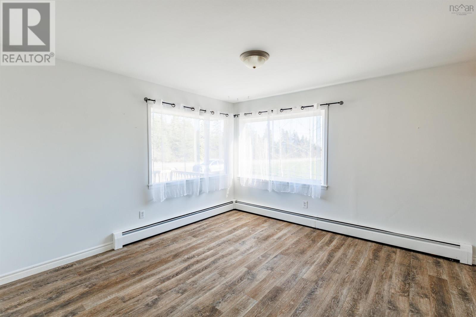 6221 1 Highway, Mavillette, Nova Scotia  B0W 2H0 - Photo 6 - 202519685