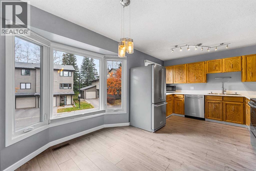 43, 23 Glamis Drive Sw, Calgary, Alberta  T3E 6S3 - Photo 20 - A2267471