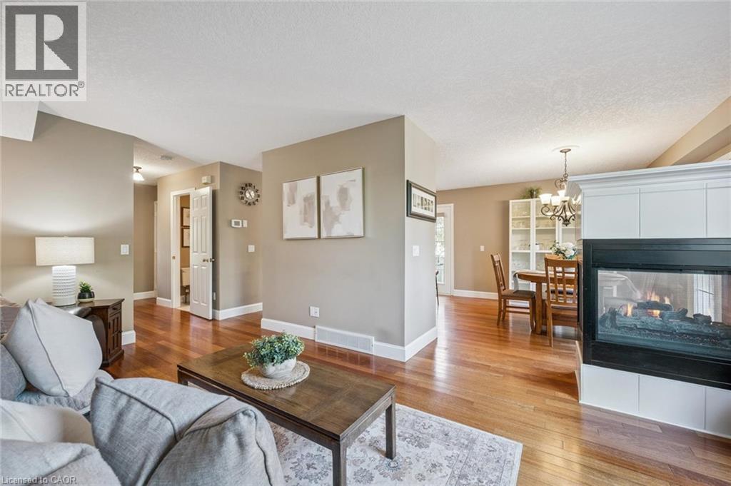 690 Coldstream Drive, Waterloo, Ontario  N2V 2J1 - Photo 4 - 40784277