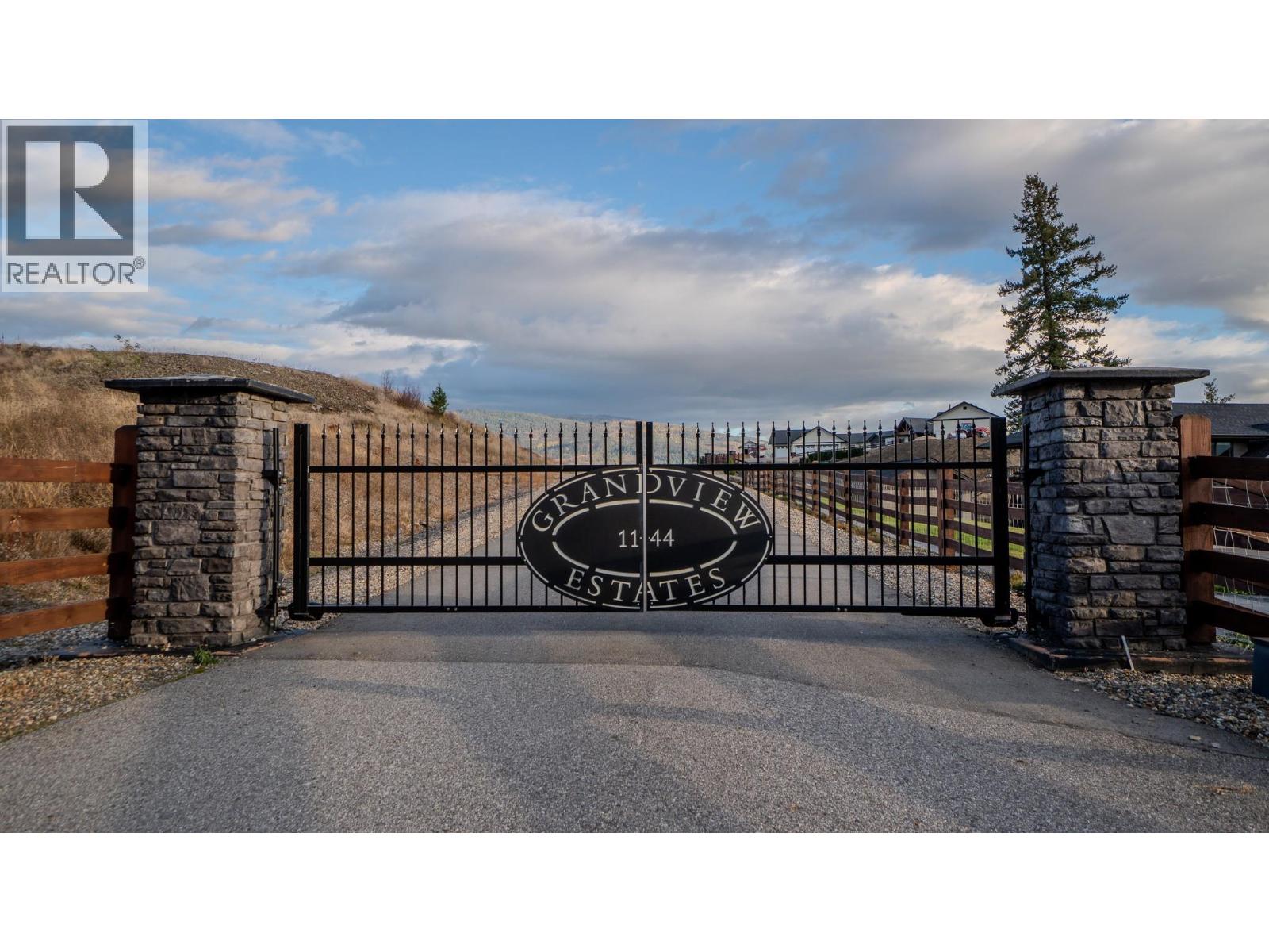 1144 Page Road Unit# 1,2 Lot# 1,2, armstrong, British Columbia