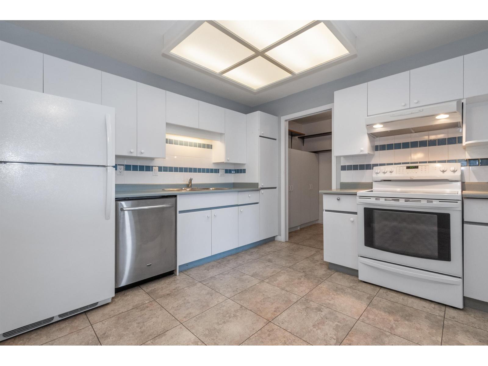 202 7685 Amber Drive, Sardis West Vedder, Chilliwack, British Columbia  V2R 3P3 - Photo 14 - R3064230