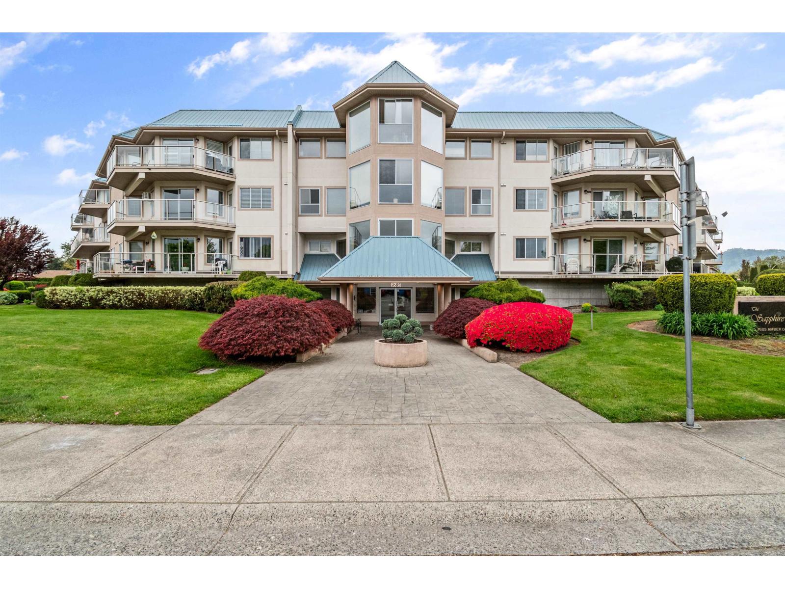 202 7685 AMBER DRIVE|Sardis West Vedder, Chilliwack, British Columbia