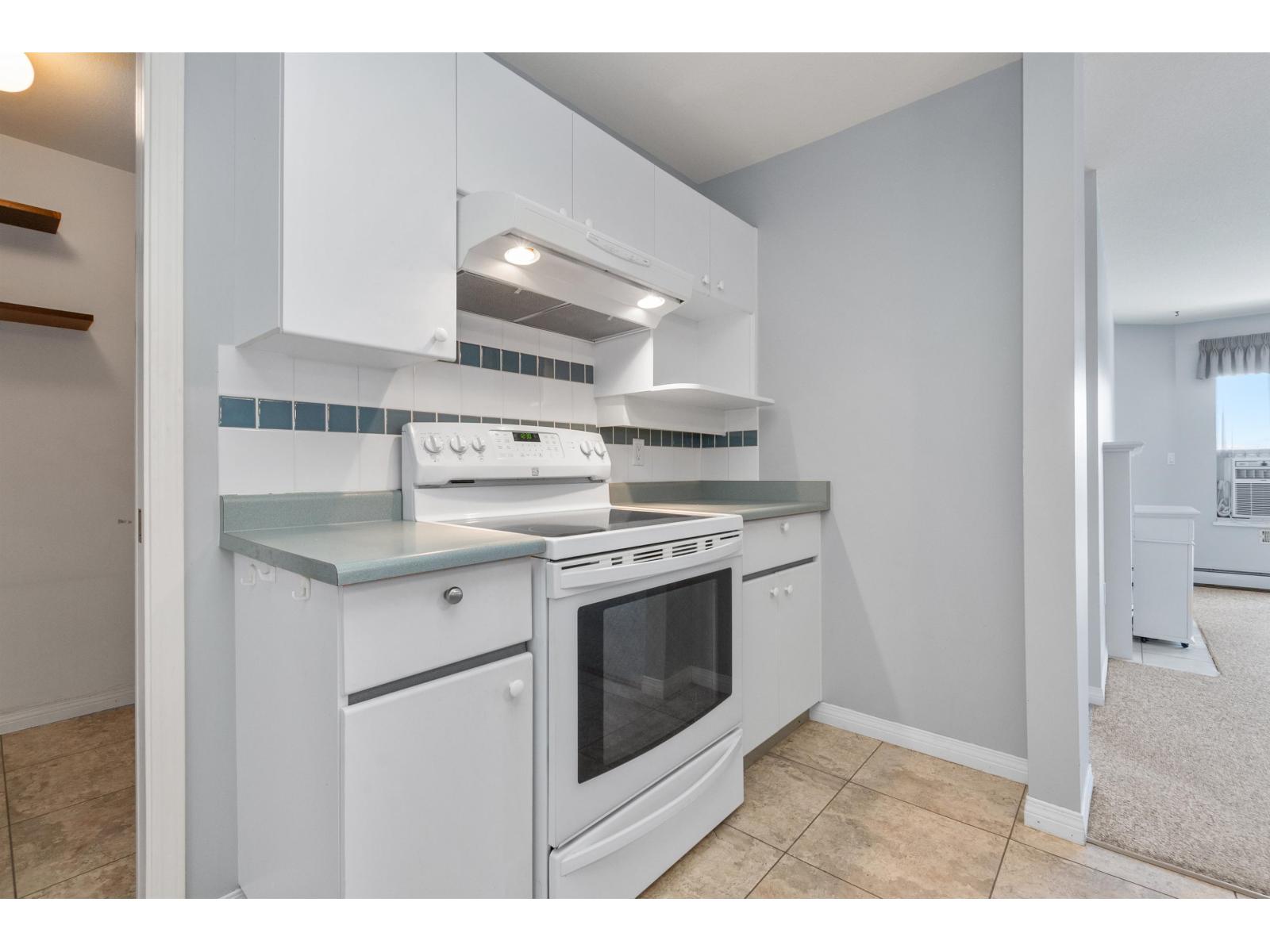 202 7685 Amber Drive, Sardis West Vedder, Chilliwack, British Columbia  V2R 3P3 - Photo 18 - R3064230