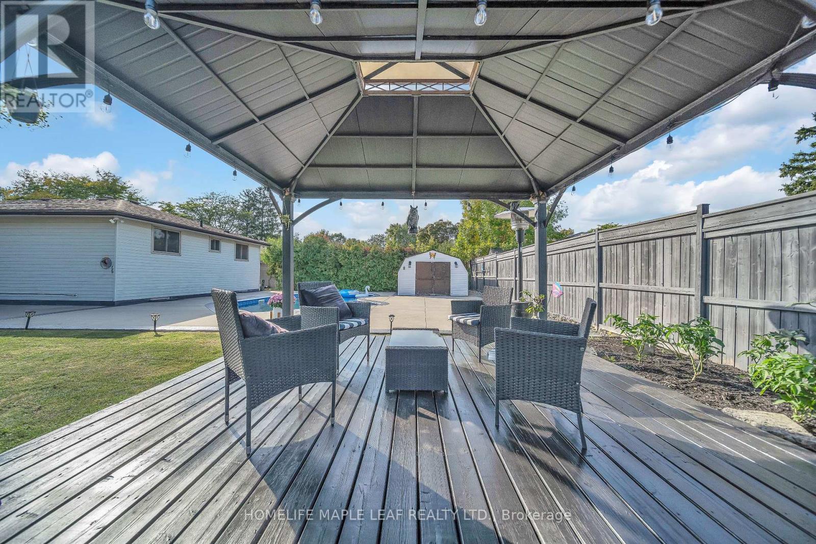 4 Lisa Court, Hamilton, Ontario  L8V 4P9 - Photo 23 - X12505218