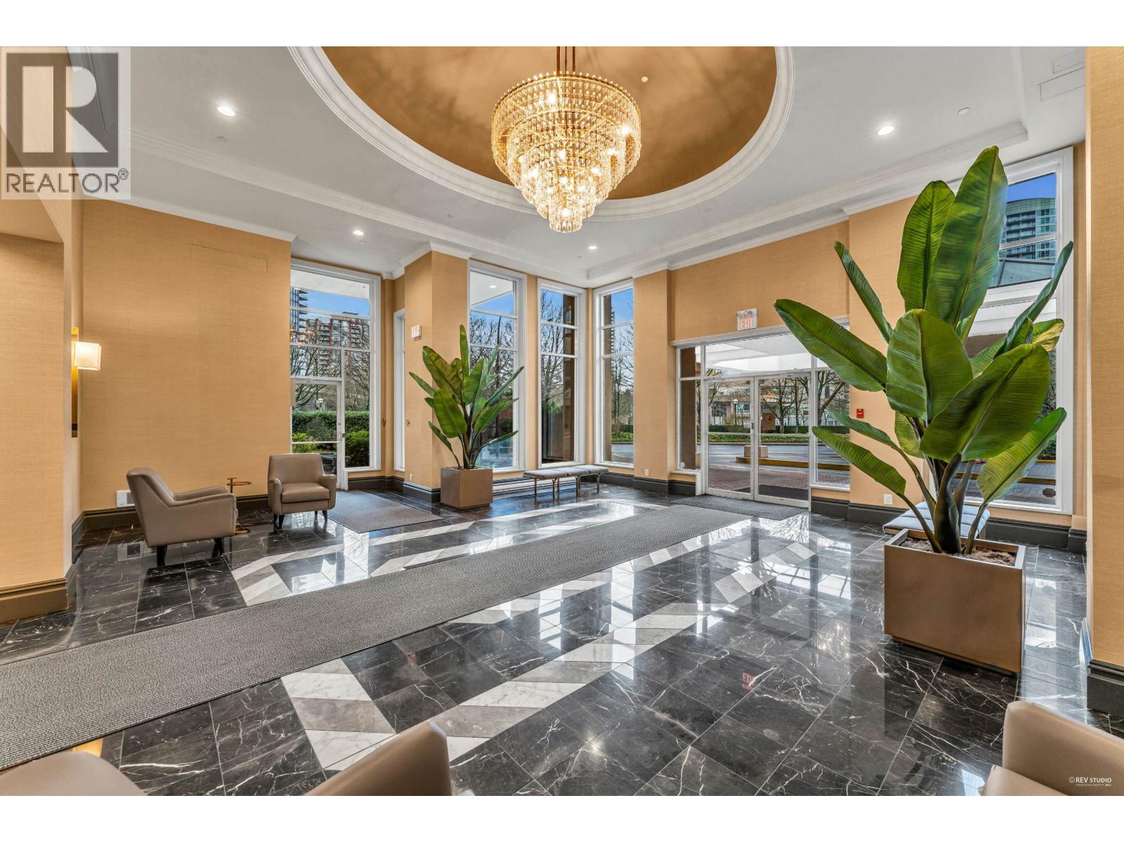 1102 6240 MCKAY AVENUE, burnaby, British Columbia