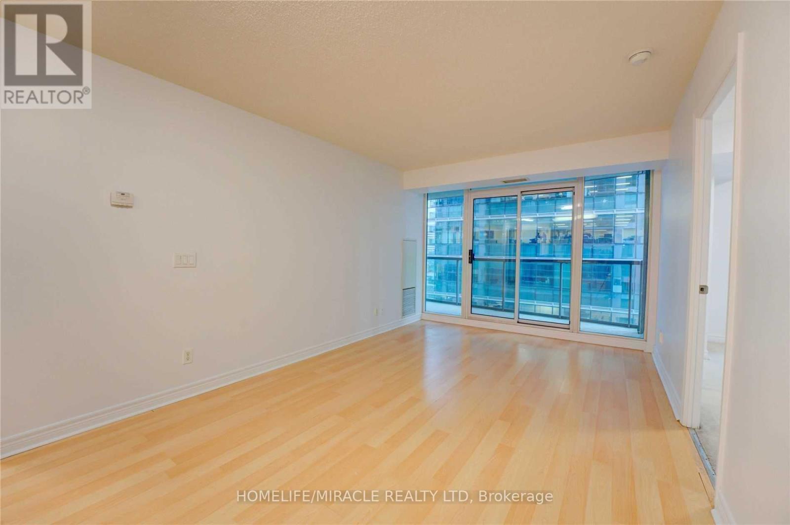 1509 - 30 Grand Trunk Crescent, Toronto, Ontario  M5J 3A4 - Photo 17 - C12505468