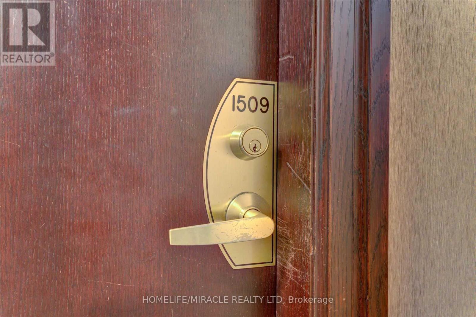 1509 - 30 Grand Trunk Crescent, Toronto, Ontario  M5J 3A4 - Photo 5 - C12505468