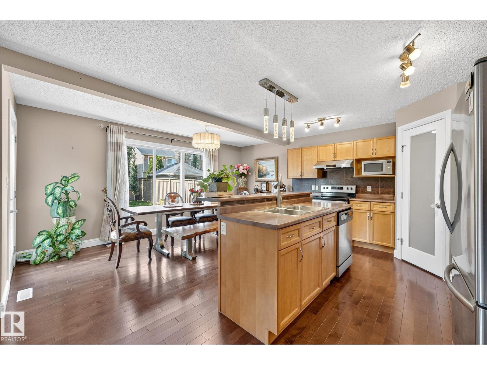 8429 Sloane Cr Nw, Edmonton, Alberta  T6R 0L3 - Photo 9 - E4464595