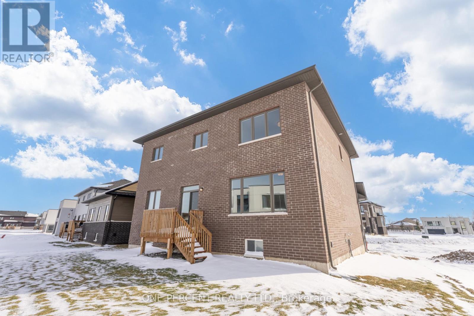 3769 Sunbank Crescent, Severn (West Shore), Ontario  L3V 8N2 - Photo 37 - S12505476