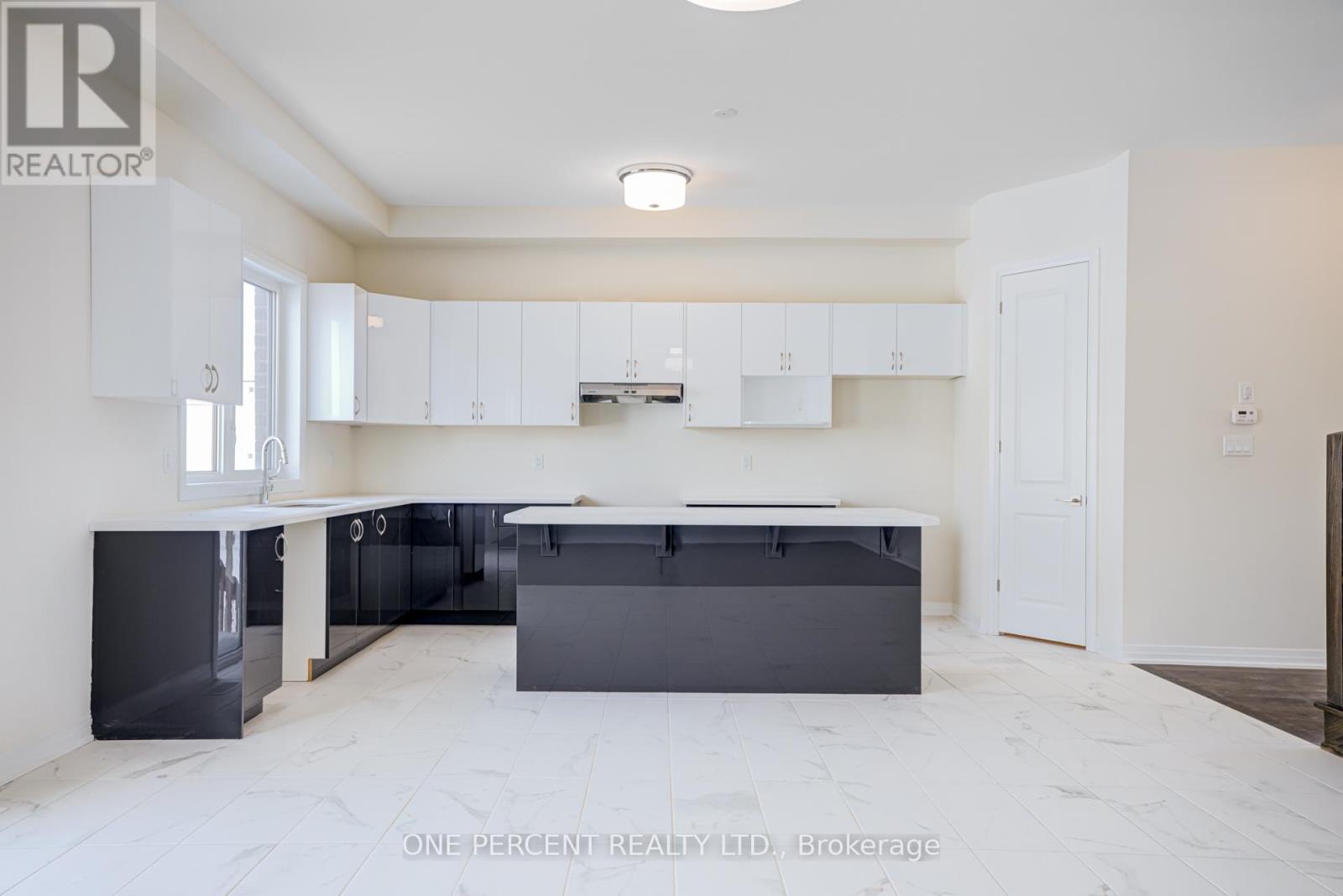 3769 Sunbank Crescent, Severn (West Shore), Ontario  L3V 8N2 - Photo 9 - S12505476