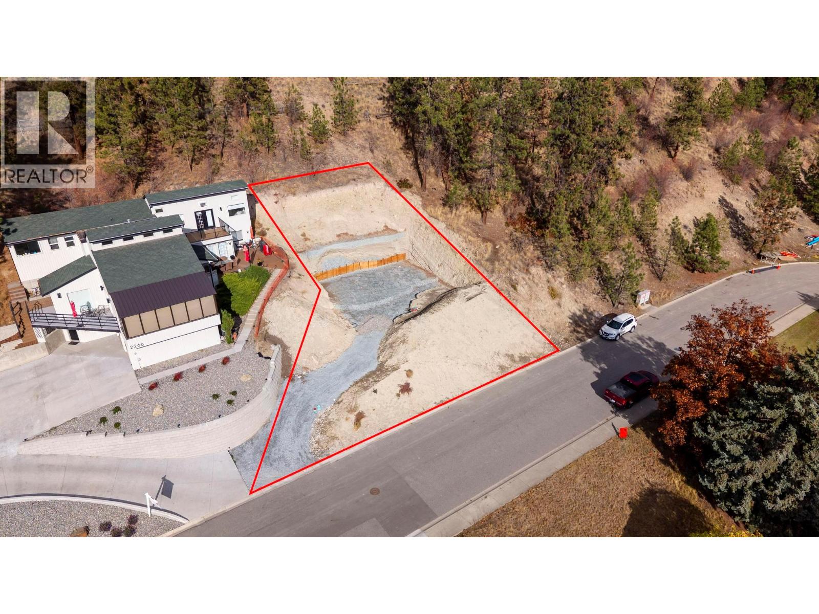 2272 Omineca Place, Kelowna, British Columbia  V1V 1H7 - Photo 4 - 10367297