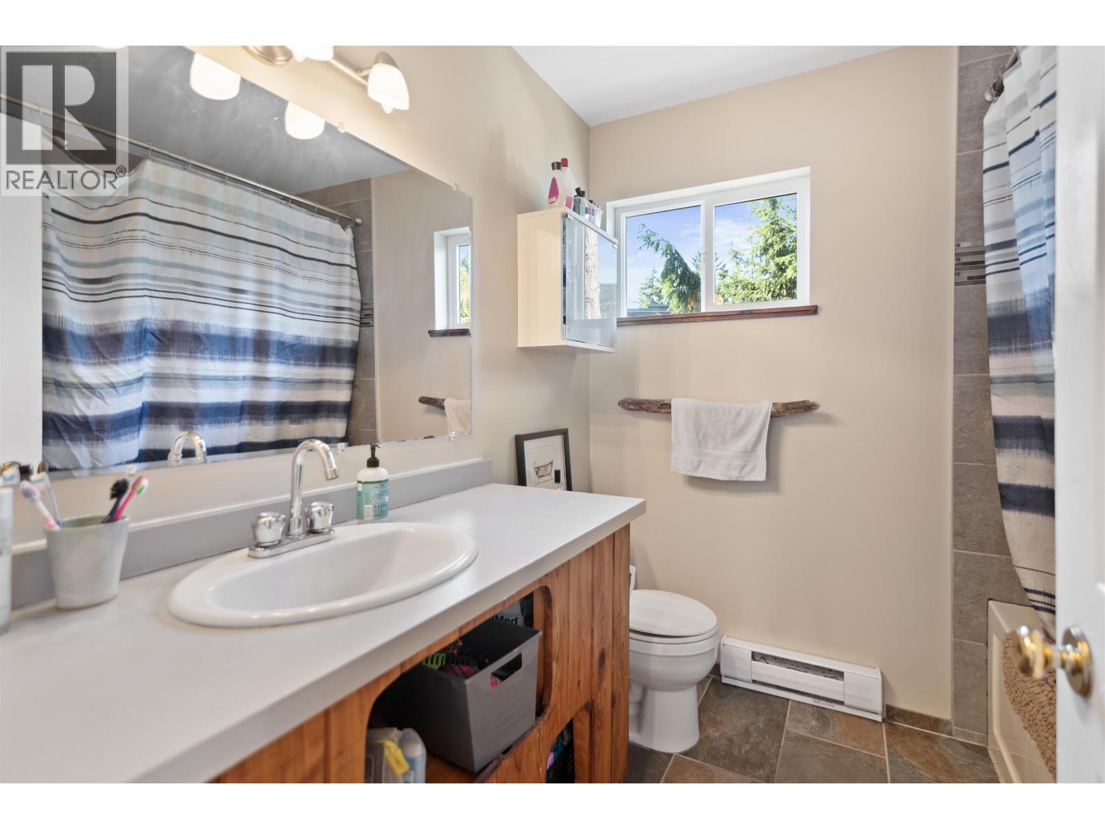 163 Pike Road, Langdale, British Columbia  V0N 1V6 - Photo 24 - R3050771