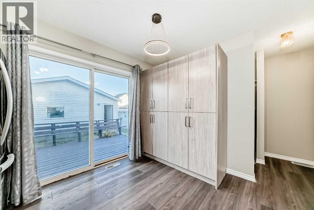 121 Martin Crossing Manor Ne, Calgary, Alberta  T3J 3S3 - Photo 6 - A2268135