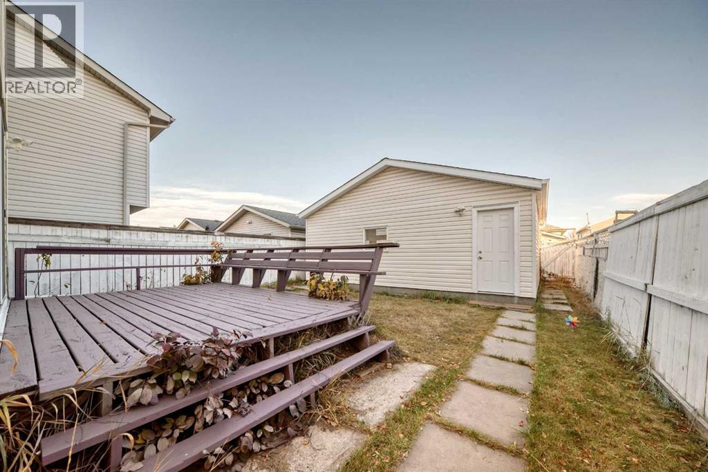 121 Martin Crossing Manor Ne, Calgary, Alberta  T3J 3S3 - Photo 43 - A2268135