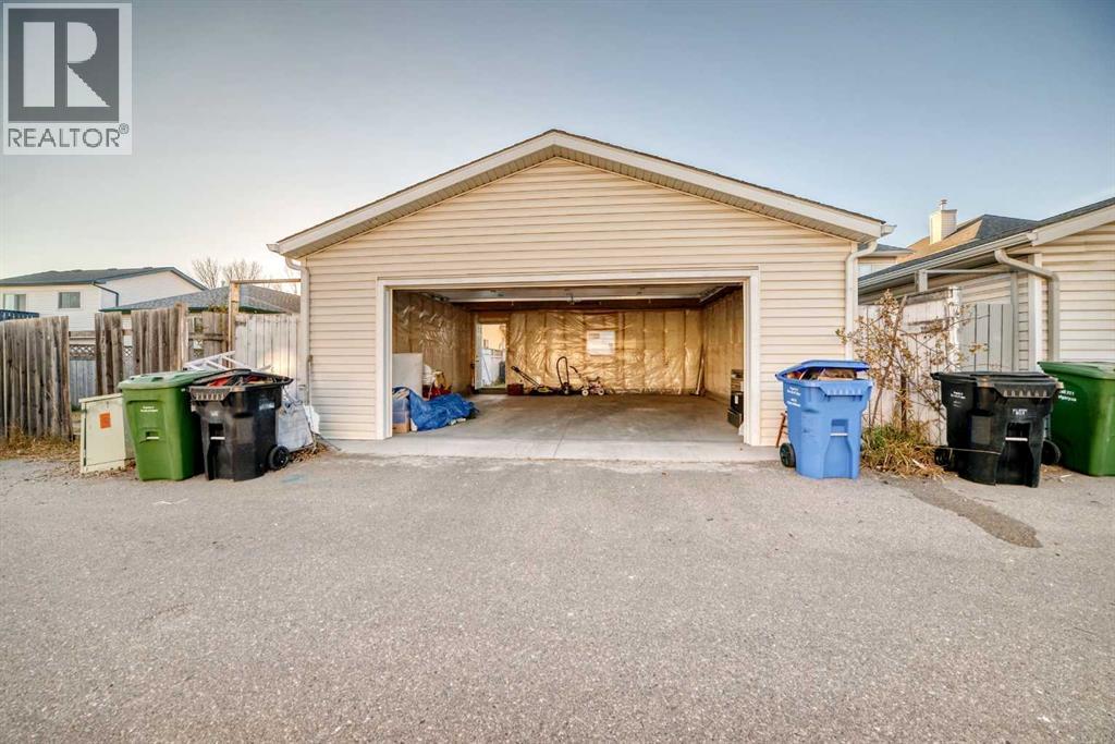 121 Martin Crossing Manor Ne, Calgary, Alberta  T3J 3S3 - Photo 46 - A2268135