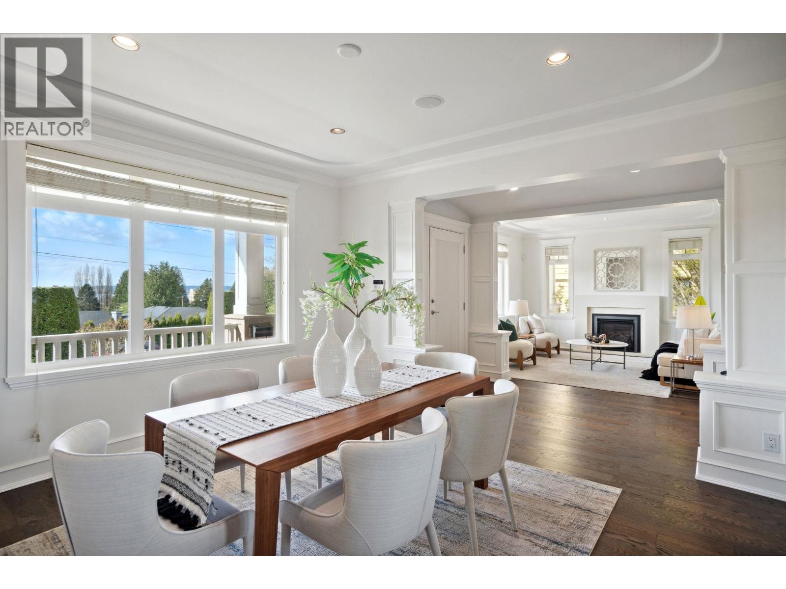 2185 Lawson Avenue, West Vancouver, British Columbia  V7V 2E1 - Photo 4 - R3060482