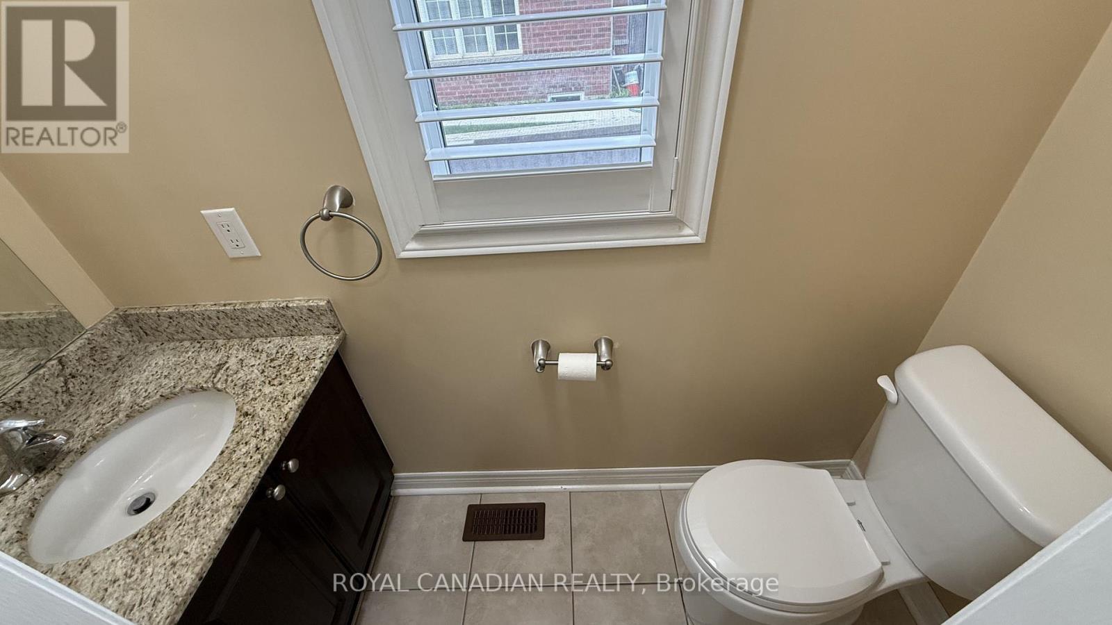 382 Sunny Meadow Boulevard, Brampton, Ontario  L6R 0N9 - Photo 22 - W12505394