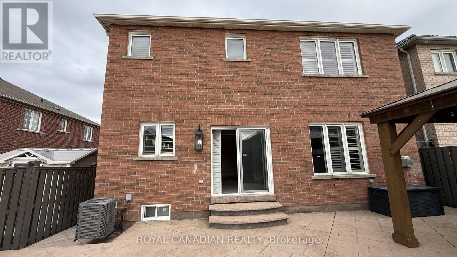 382 Sunny Meadow Boulevard, Brampton, Ontario  L6R 0N9 - Photo 39 - W12505394