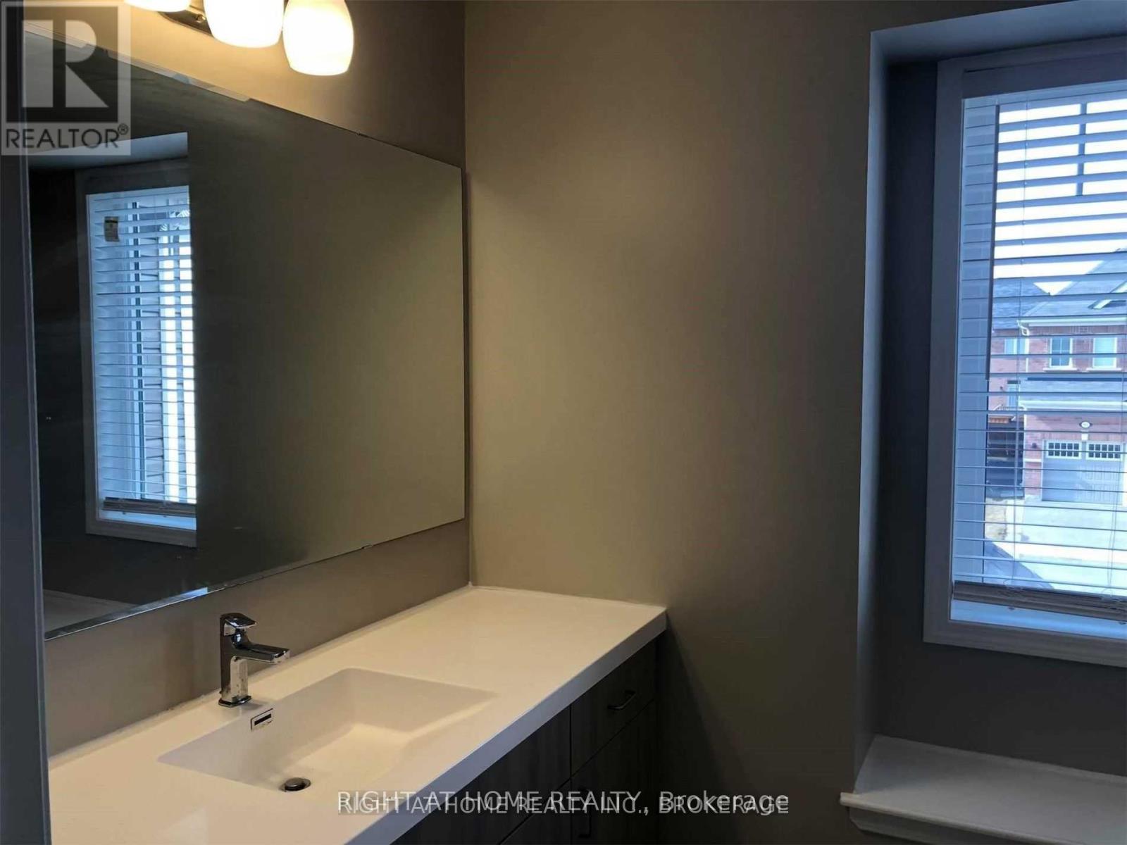 100 Leiterman Drive, Milton, Ontario  L9T 9L3 - Photo 18 - W12505456