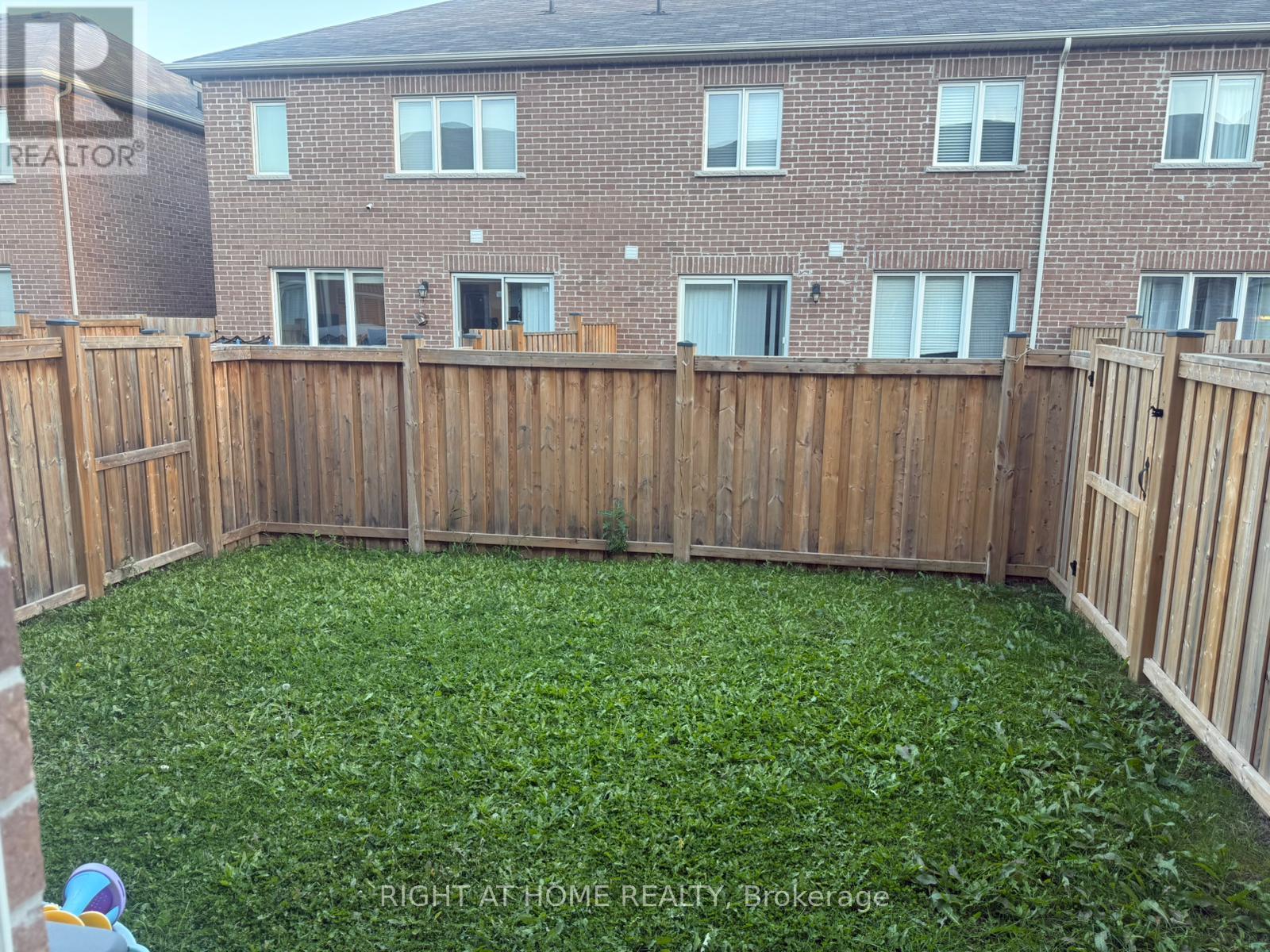 100 Leiterman Drive, Milton, Ontario  L9T 9L3 - Photo 20 - W12505456