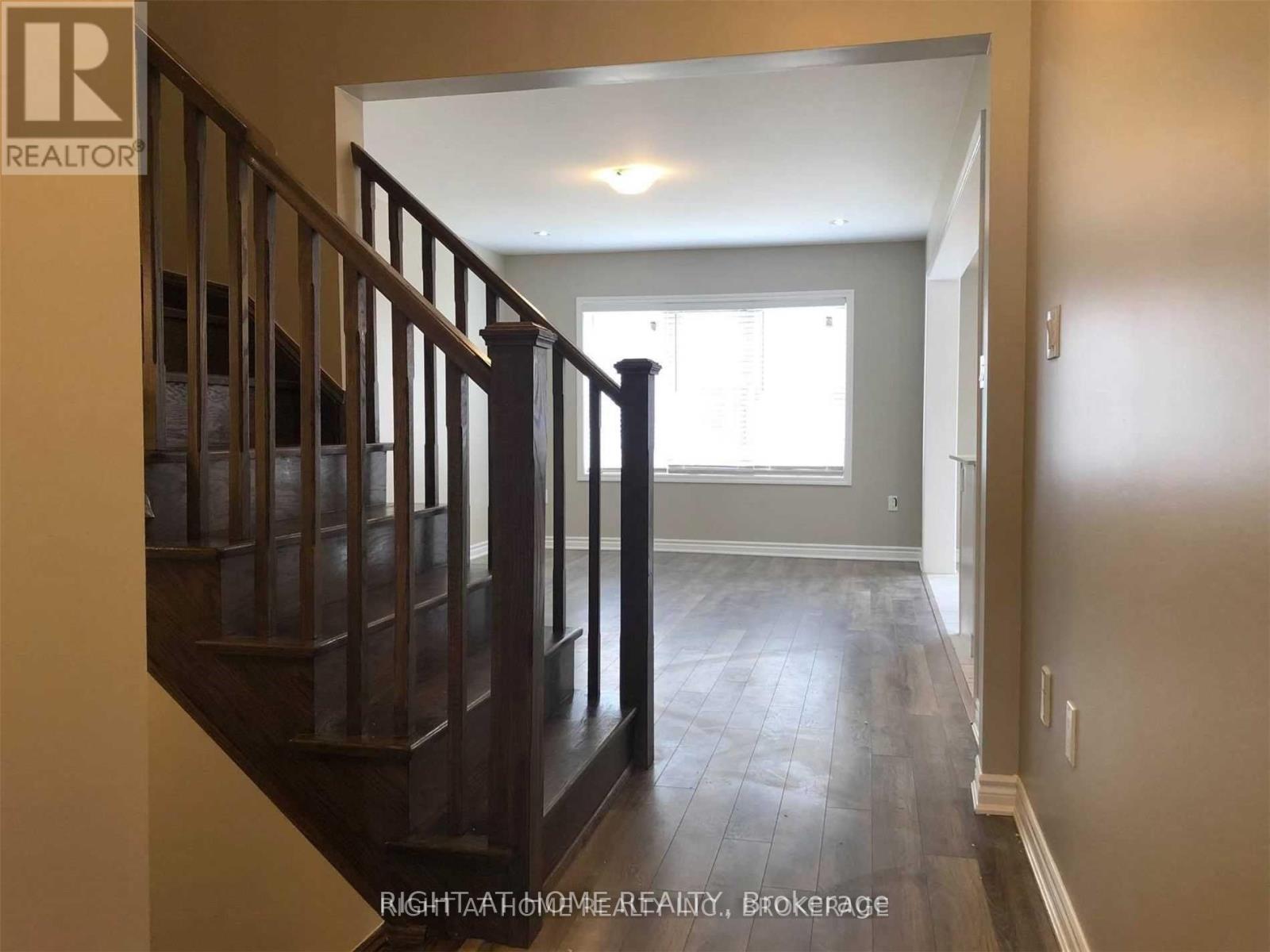 100 Leiterman Drive, Milton, Ontario  L9T 9L3 - Photo 5 - W12505456