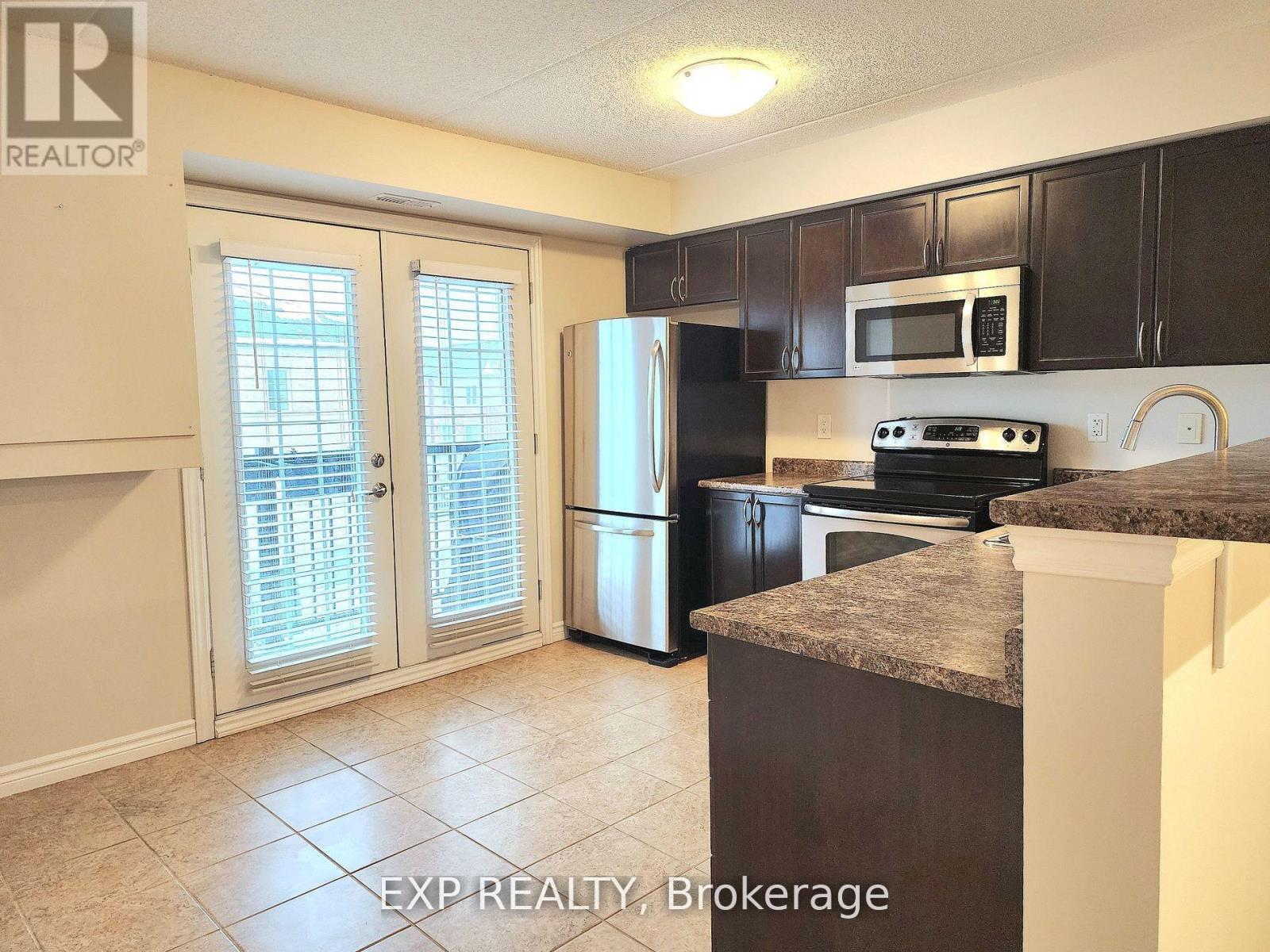 305 - 1350 Main Street E, Milton, Ontario  L9T 7S6 - Photo 3 - W12505460