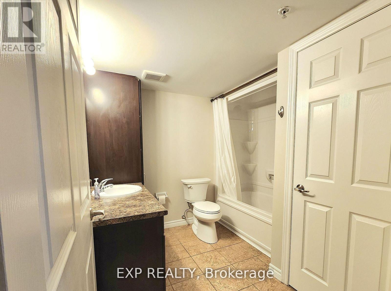 305 - 1350 Main Street E, Milton, Ontario  L9T 7S6 - Photo 9 - W12505460