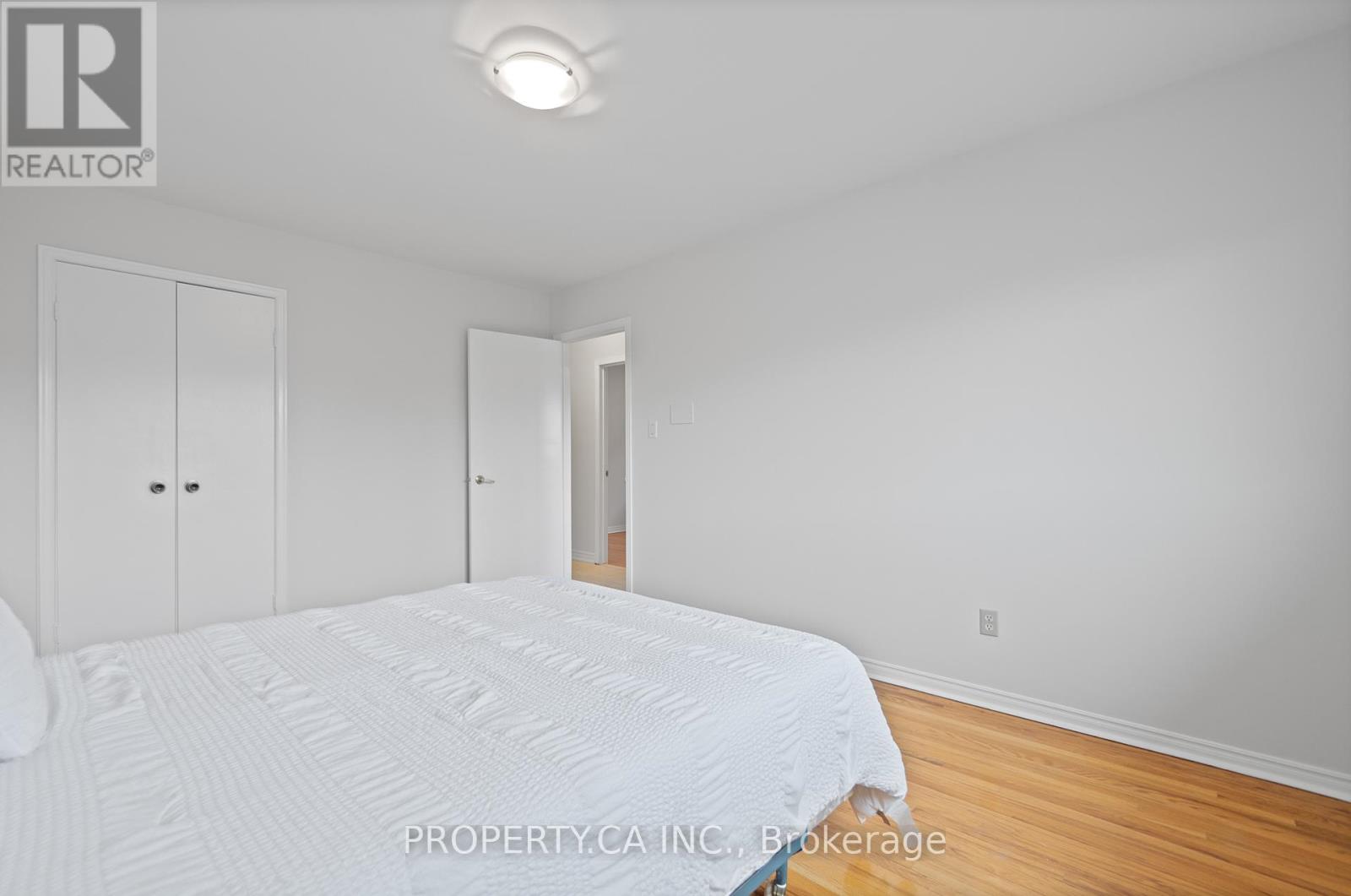 28 Clubhouse Court, Toronto, Ontario  M3L 2K5 - Photo 23 - W12505480