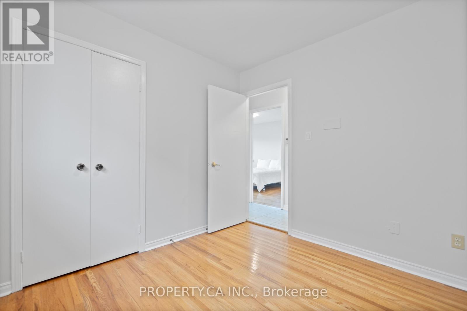 28 Clubhouse Court, Toronto, Ontario  M3L 2K5 - Photo 25 - W12505480