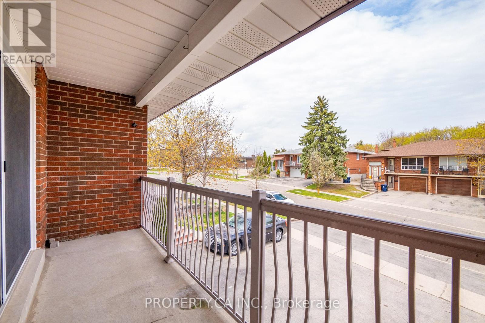 28 Clubhouse Court, Toronto, Ontario  M3L 2K5 - Photo 30 - W12505480